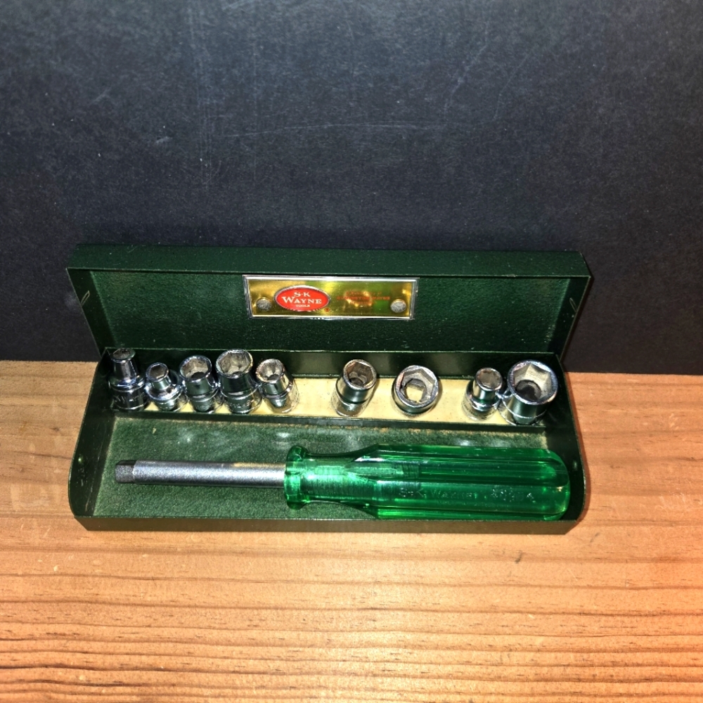 RARE VINTAGE SK WAYNE TOOLS 1/4 DRIVE 9 SOCKET SET SCREWDRIVER DRIVE USA